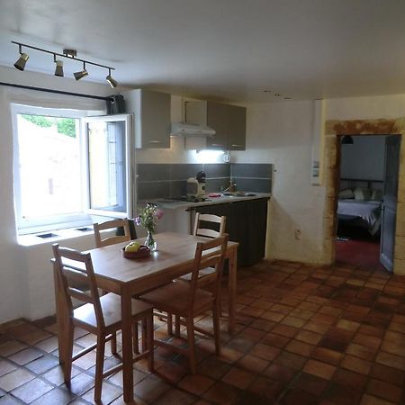 Le Montadou Saint Montan Apartman Kültér fotó