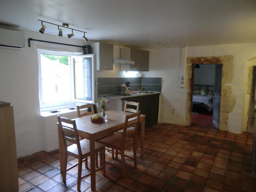 Le Montadou Saint Montan Apartman Kültér fotó